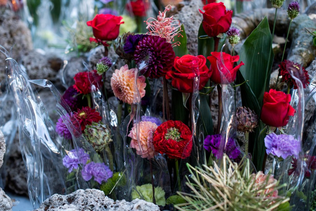 Цветочная композиция на Коронном фонтане от компании ПЛАНТА-А на фестивале Императорские сады России 2018 "Цветочная Ассмблея"