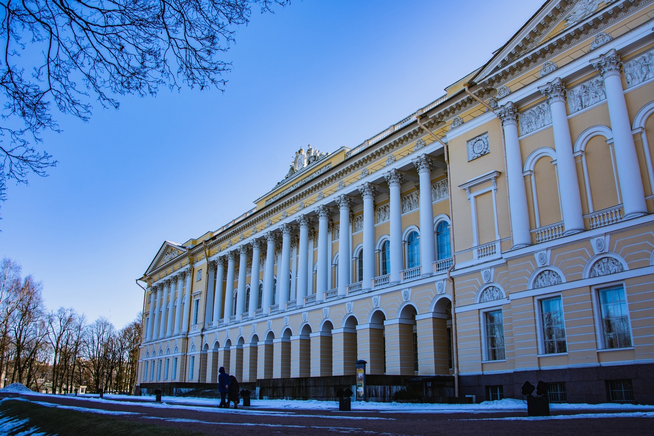 Русский музей в москве. Михайловский дворец дворец. Русский музей Михайловский дворец. Росси Архитектор Михайловский дворец. Русский музей Михайловский дворец фасад.